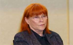 Anca Bidian, Kiwi Finance: "Foarte mulţi clienţi au ajuns mai educaţi decât o parte dintre «bancheri»"